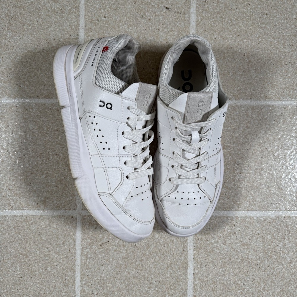 On Cloud (Sz 5.5) On The Roger Womens Advantage Sneaker Cloudtec Shoes